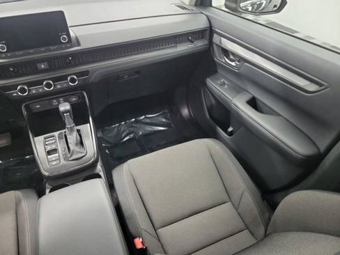 Certified 2025 Honda CR-V EX image 16