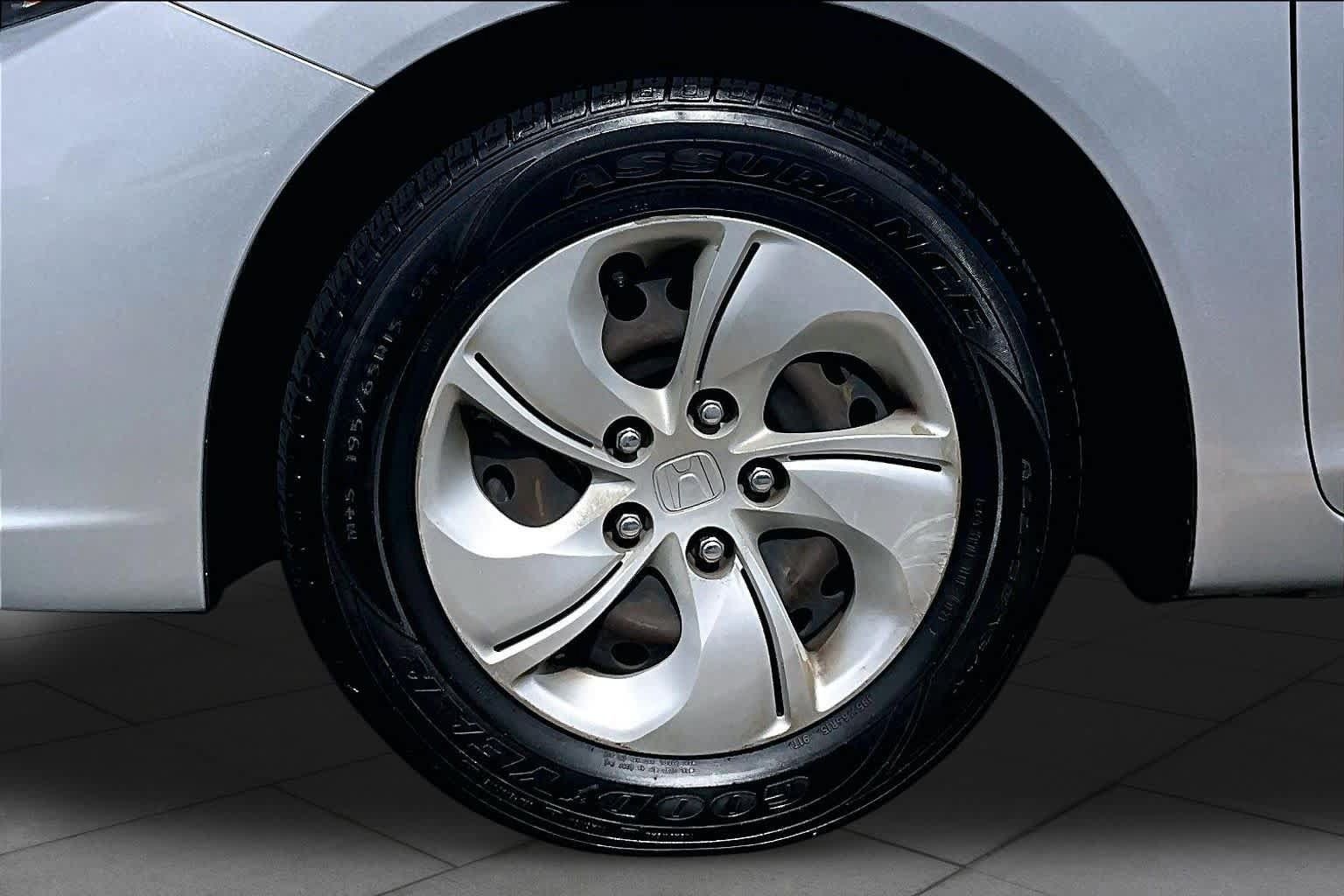 Used 2015 Honda Civic LX image 10
