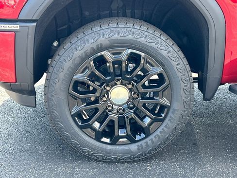 New 2026 GMC Sierra 2500 AT4 w/ AT4 Premium Plus Package AWD/4WD image 13