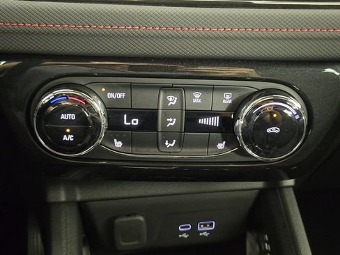 New 2026 Chevrolet TrailBlazer RS w/ Convenience Package FWD image 19