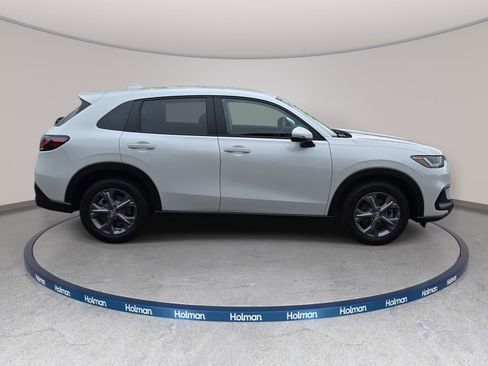 Used 2026 Honda HR-V LX image 5