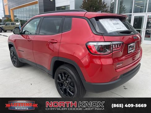 New 2026 Jeep Compass Latitude AWD/4WD image 15