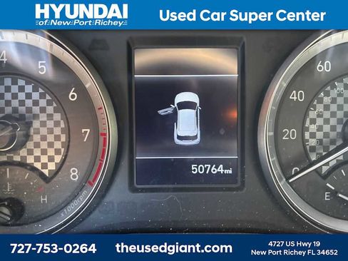 Used 2019 Hyundai Veloster 2.0 image 12