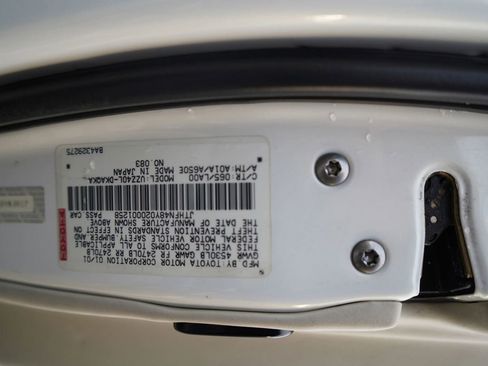 Used 2002 Lexus SC 430 Convertible image 10