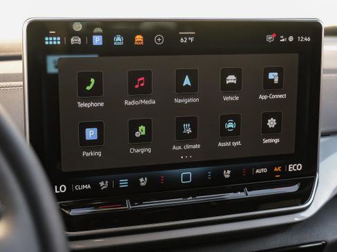 Used 2024 Volkswagen ID.4 Pro S image 25