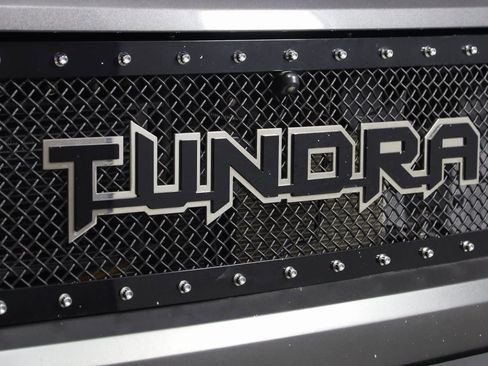 Used 2020 Toyota Tundra Platinum image 18