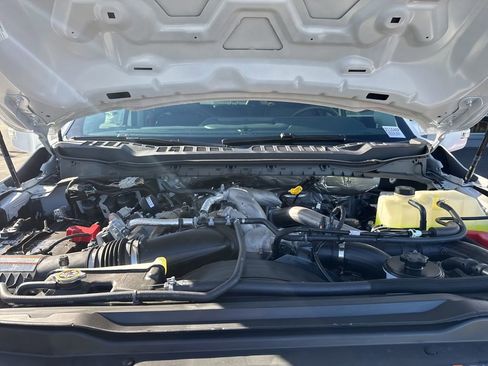 Used 2026 Ford F450 Lariat w/ FX4 Off-Road Package image 39