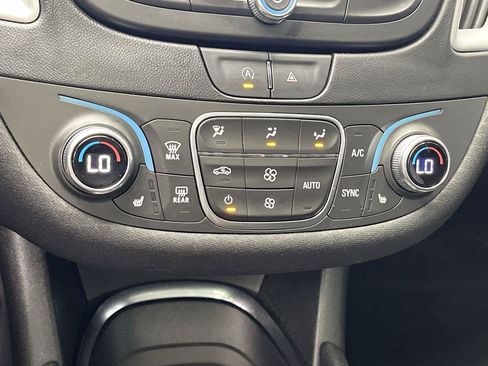 Used 2024 Chevrolet Malibu LT FWD image 21