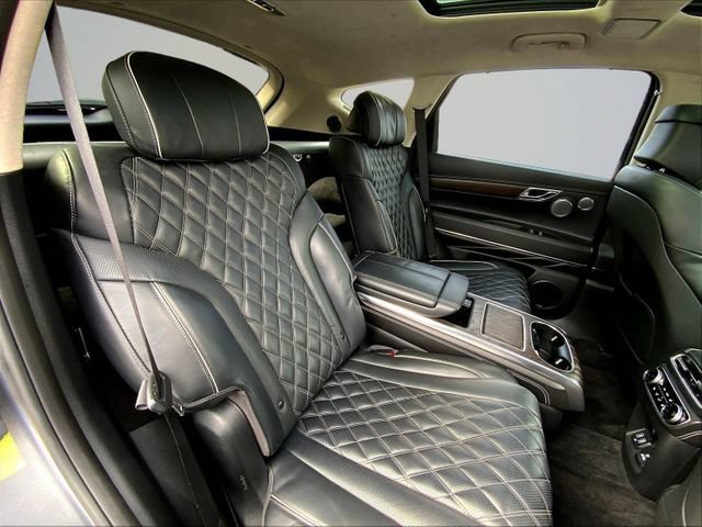 Used 2022 Genesis GV80 3.5T Prestige Signature AWD/4WD image 32