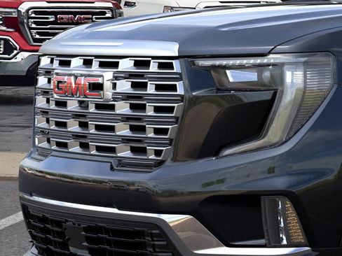 New 2026 GMC Acadia Denali w/ Super Cruise Package image 15