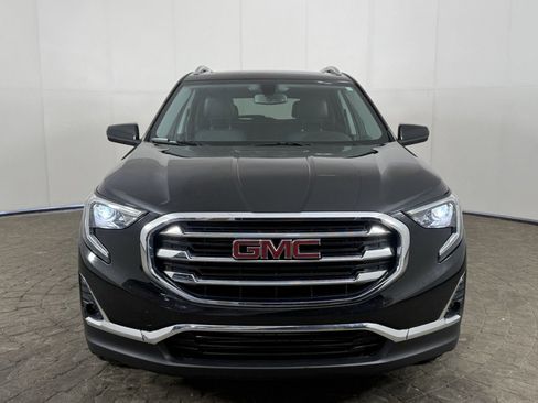 Used 2018 GMC Terrain SLT w/ Preferred Package FWD image 2