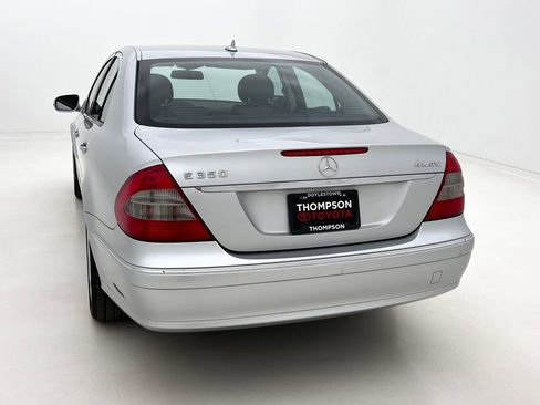 Used 2008 Mercedes-Benz E 350 4MATIC Sedan image 8