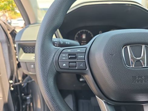 Certified 2025 Honda CR-V EX image 20
