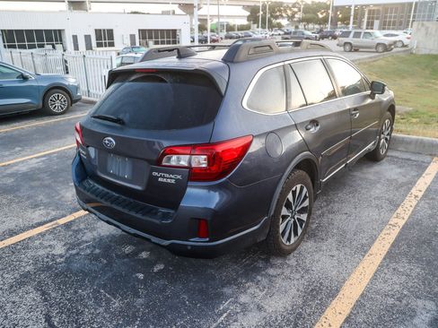 Used 2017 Subaru Outback 2.5i Limited AWD/4WD image 8