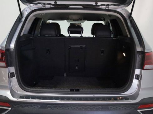 Used 2022 Volkswagen Taos SE image 26