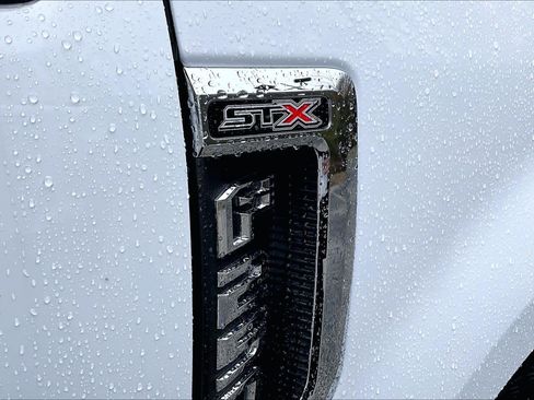 Certified 2022 Ford F250 XL w/ STX Appearance Package AWD/4WD image 10