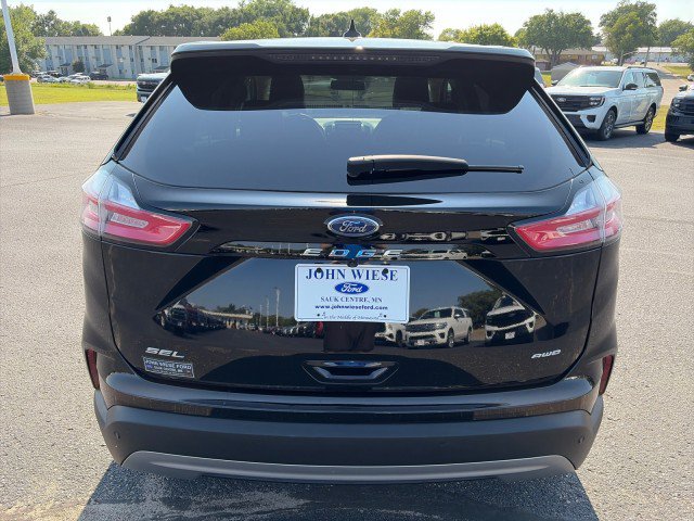 Used 2024 Ford Edge SEL w/ Convenience Package AWD/4WD image 4