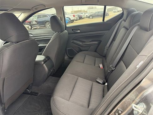 Used 2022 Nissan Altima 2.5 S image 6