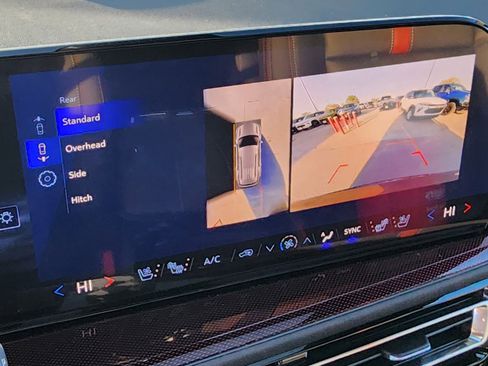 New 2026 Chevrolet Traverse RS image 13