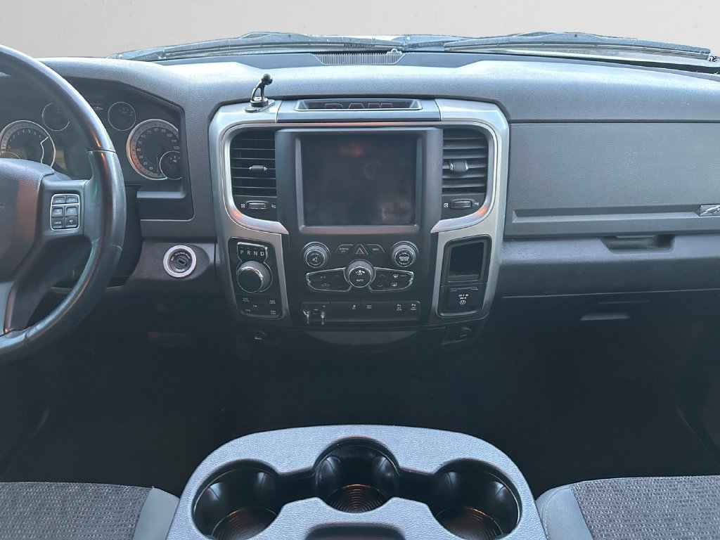 Used 2019 RAM 1500 Big Horn AWD/4WD image 3