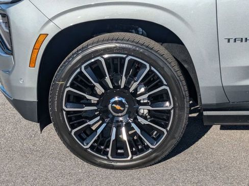 New 2026 Chevrolet Tahoe High Country AWD/4WD image 8