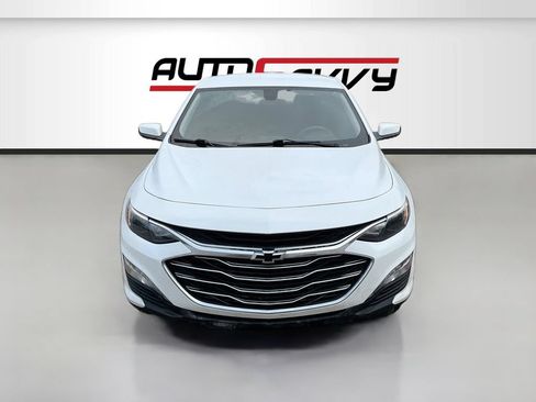 Used 2021 Chevrolet Malibu LT FWD image 2