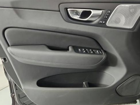 Used 2026 Volvo XC60 B5 Ultra w/ Protection Package AWD/4WD image 9
