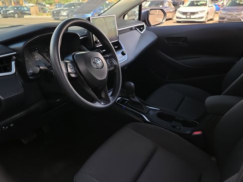 Used 2024 Toyota Corolla LE image 7