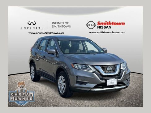 Used 2018 Nissan Rogue S image 1