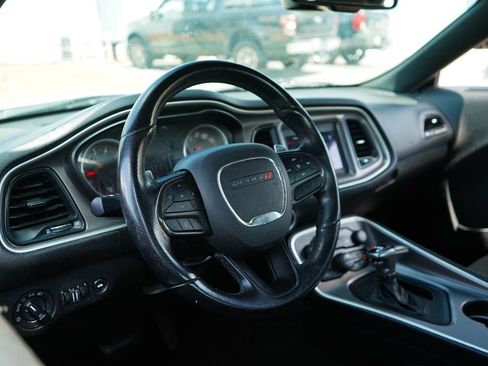 Used 2022 Dodge Challenger GT RWD image 6