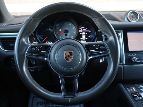 Used 2017 Porsche Macan S AWD/4WD image 35