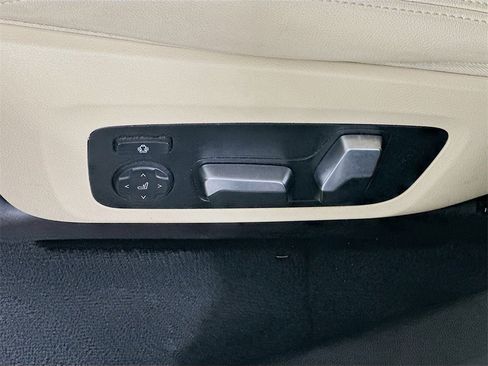 Used 2019 BMW X3 sDrive30i w/ Premium Package image 22