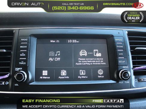 Used 2017 Kia Sedona LX w/ LX Essentials Premium Package image 12