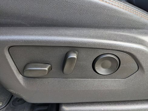 Used 2025 GMC Sierra 1500 AT4 image 53