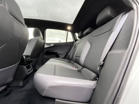 New 2026 Volkswagen ID.4 Pro S image 14