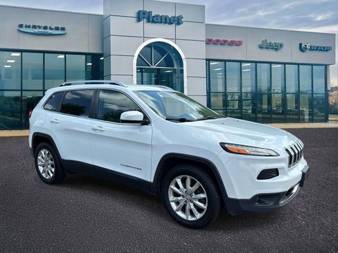 Used 2017 Jeep Cherokee Limited AWD/4WD image 1