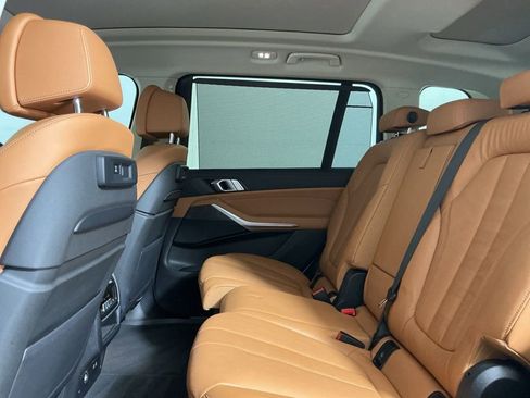Certified 2022 BMW X7 xDrive40i w/ Executive Package image 27
