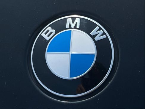 Used 2023 BMW 330i xDrive Sedan w/ Premium Package AWD/4WD image 37