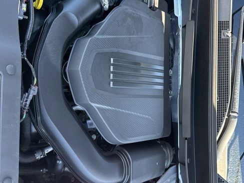 Used 2025 GMC Acadia Elevation image 37