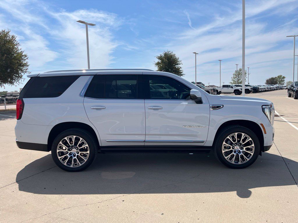 Used 2026 GMC Yukon Denali w/ Denali Reserve Package AWD/4WD image 6