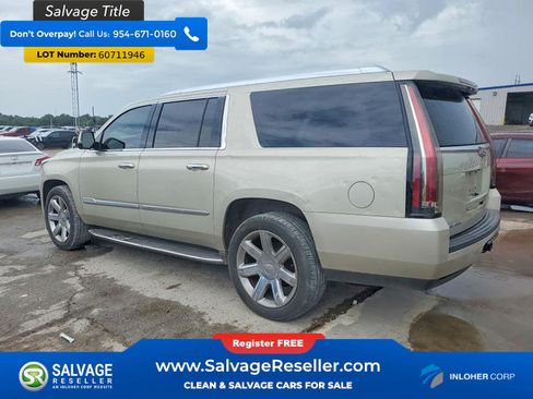 Used 2016 Cadillac Escalade ESV Luxury AWD/4WD image 3