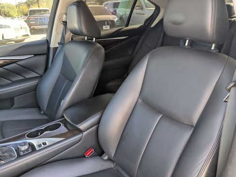 Used 2019 INFINITI Q50 Luxe w/ Essential Package (3.0T Luxe) RWD image 11