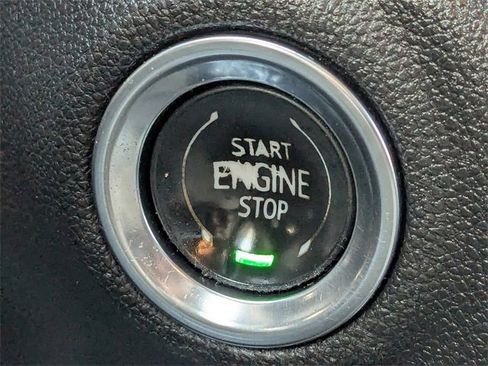 Used 2020 GMC Sierra 1500 SLT w/ SLT Premium Plus Package image 36