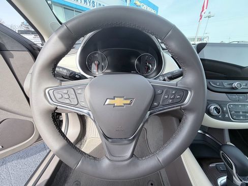 Used 2024 Chevrolet Malibu LT image 12