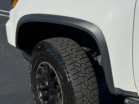 Used 2021 Chevrolet Colorado ZR2 AWD/4WD image 4