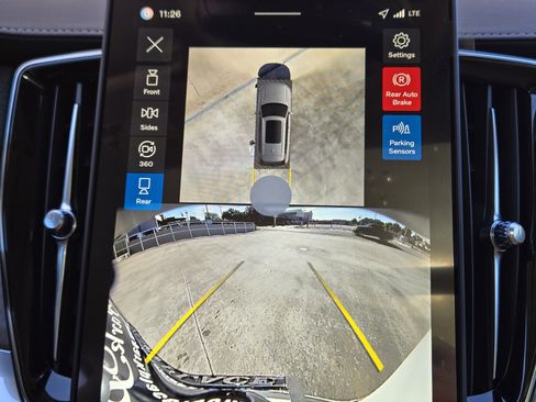 New 2026 Volvo XC90 B6 Ultra image 21