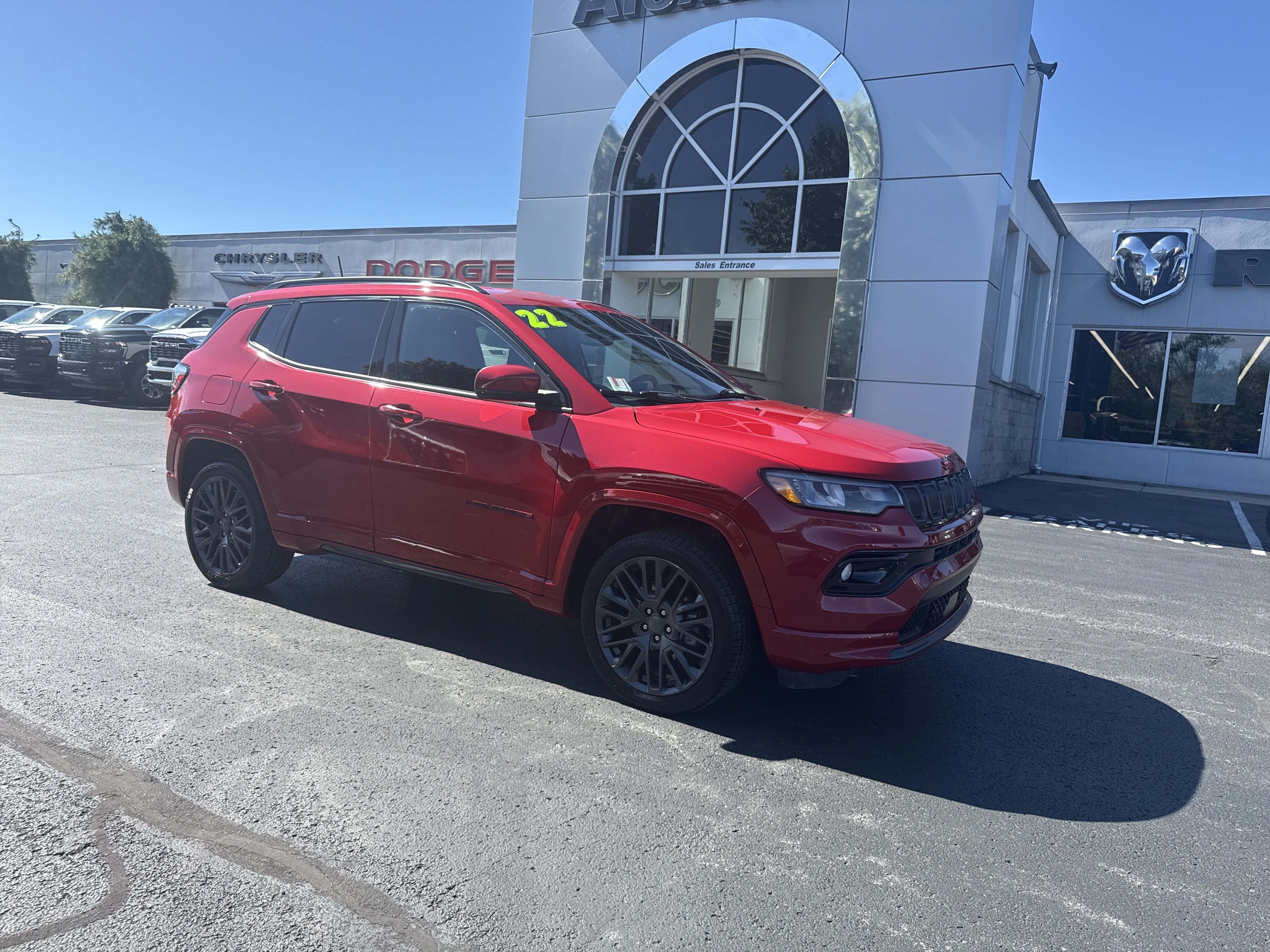 Used 2022 Jeep Compass Limited AWD/4WD image 1