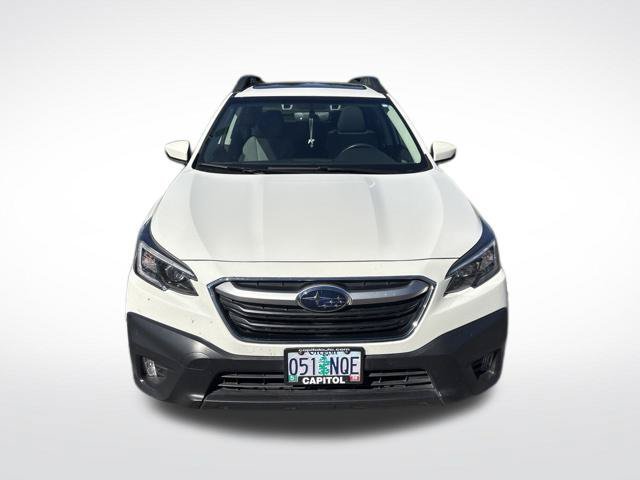 Used 2022 Subaru Outback Premium AWD/4WD image 3