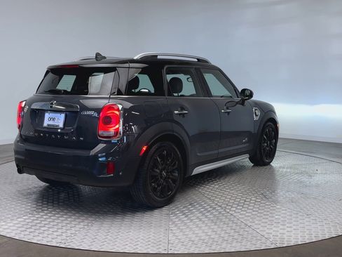 Used 2019 MINI Cooper Countryman SE w/ Premium Package image 8