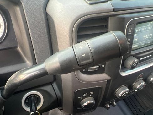 Used 2016 RAM 3500 Tradesman w/ Chrome Appearance Group image 21